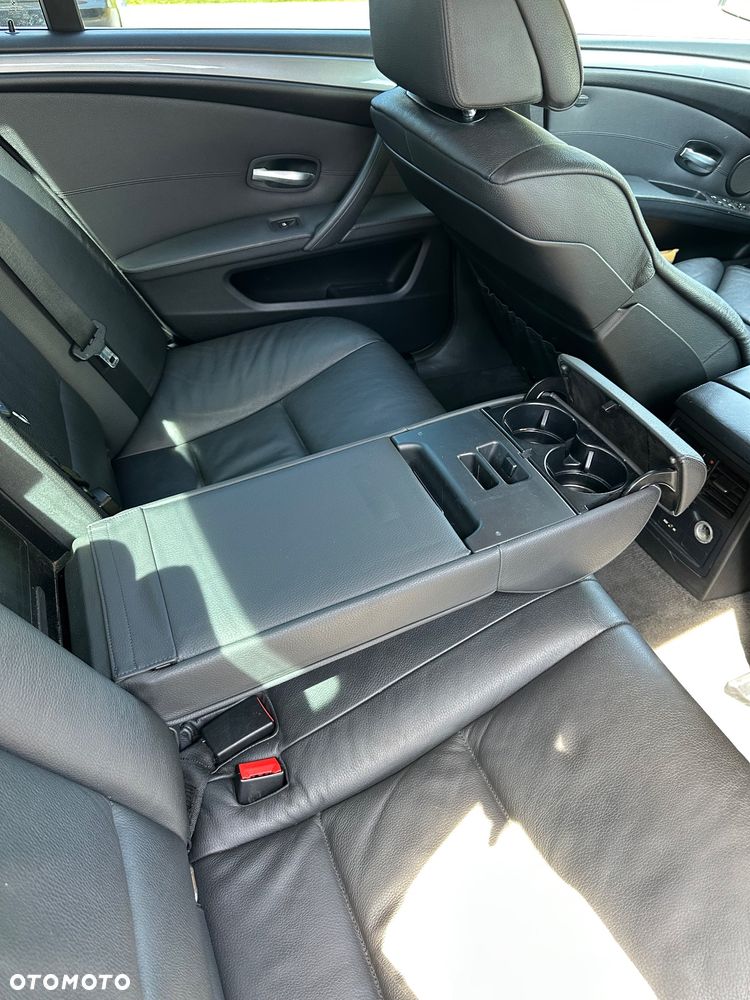 BMW Seria 5 - 11