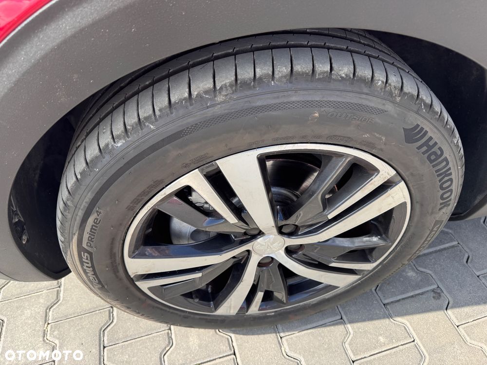 Peugeot 3008 PureTech 130 Stop & Start GPF Allure Business-Paket - 34