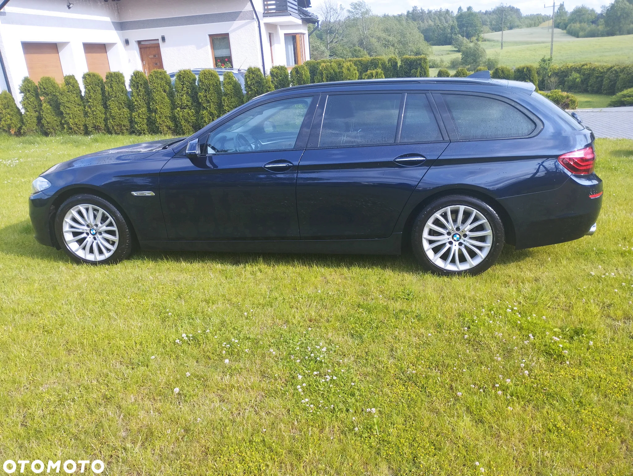 BMW Seria 5 520d Touring Luxury Line - 4