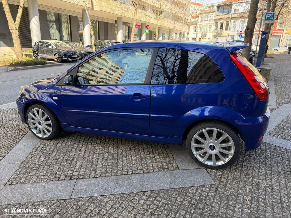 Ford Fiesta 2.0 ST - 16