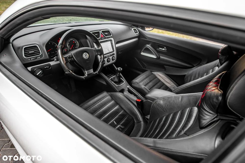 Volkswagen Scirocco - 17