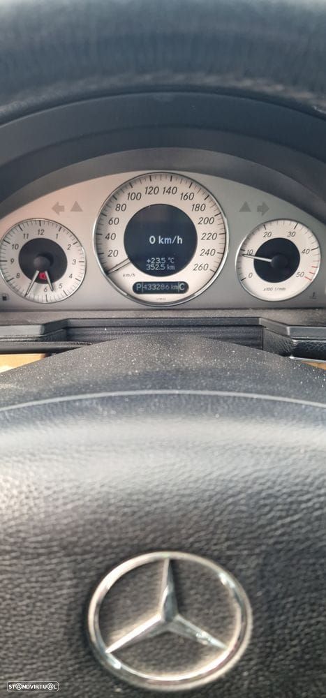 Mercedes-Benz E 220 CDi Executive II Aut. - 17