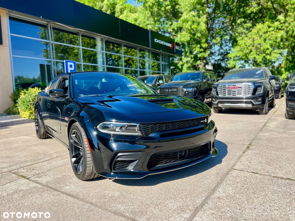 Dodge Charger 6.4 Scat Pack Widebody - 8