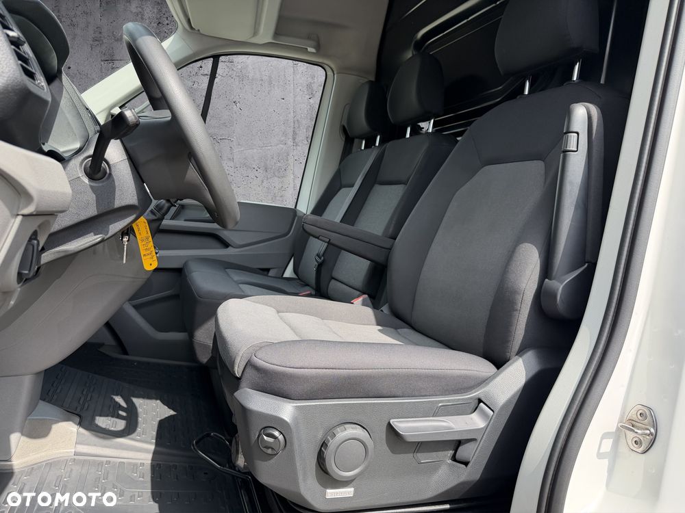 Volkswagen Crafter - 14