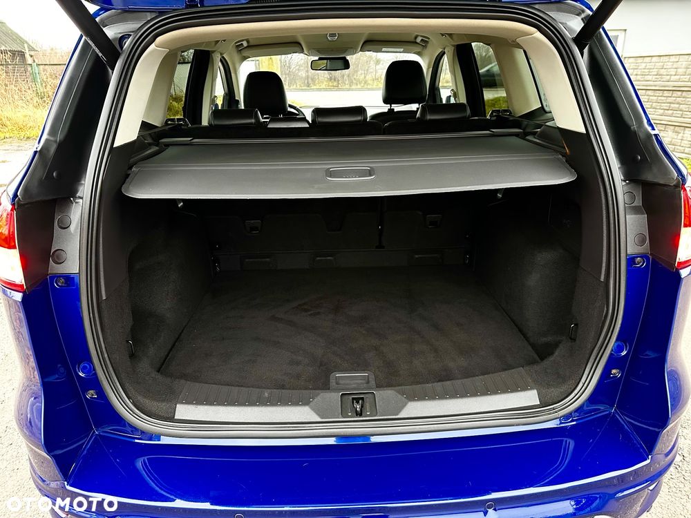 Ford Kuga 2.0 TDCi 4x4 Individual - 26