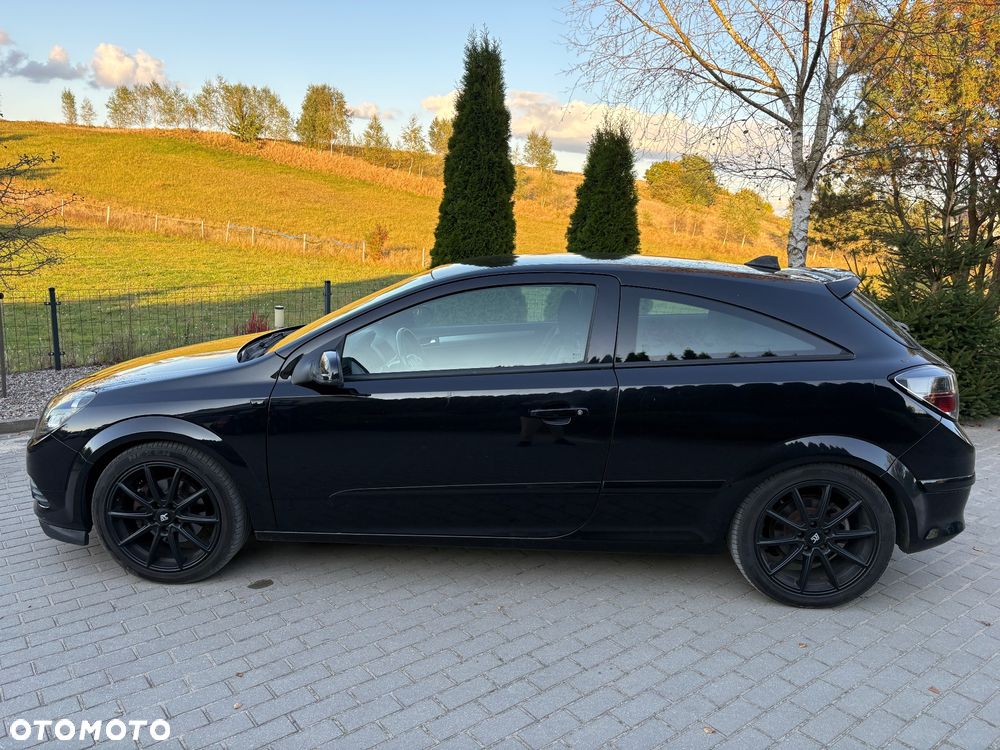 Opel Astra III GTC 1.8 Sport - 4