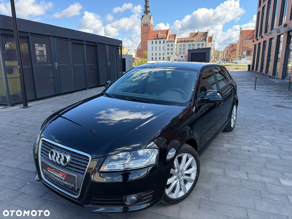 Audi A3 Sportback 1.4 TFSI Ambiente - 1