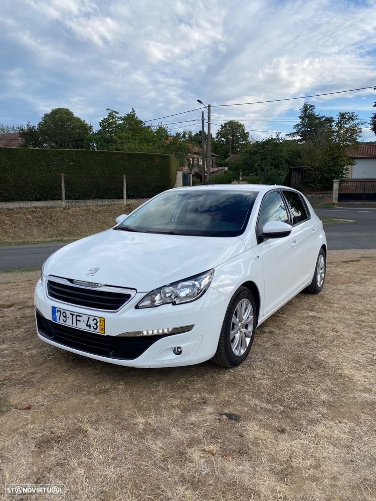 Peugeot 308 1.2 PureTech Style - 1