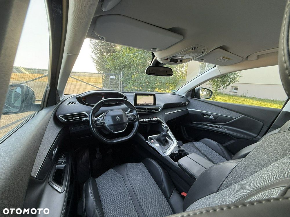 Peugeot 5008 2.0 HDi Allure 7os - 38