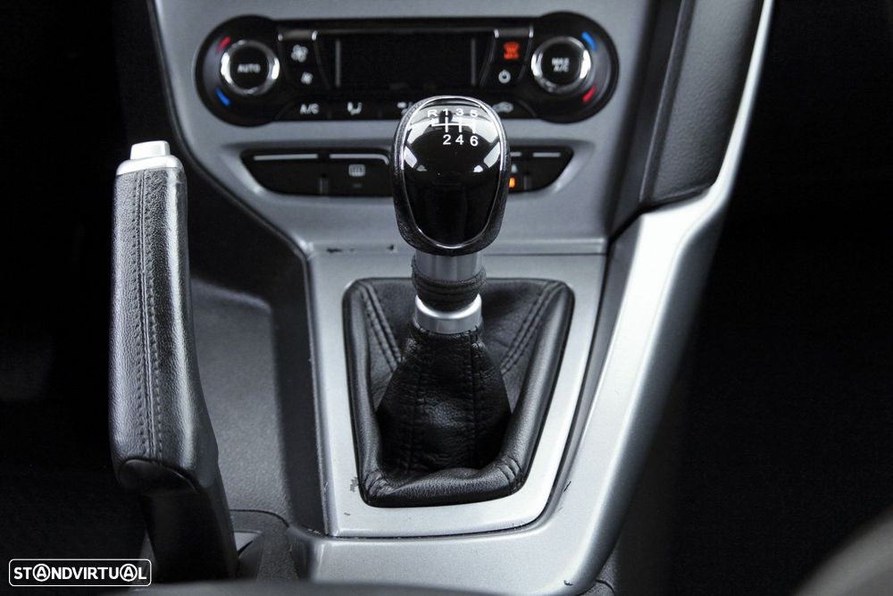 Ford Focus SW 1.0 SCTi Titanium Best - 22