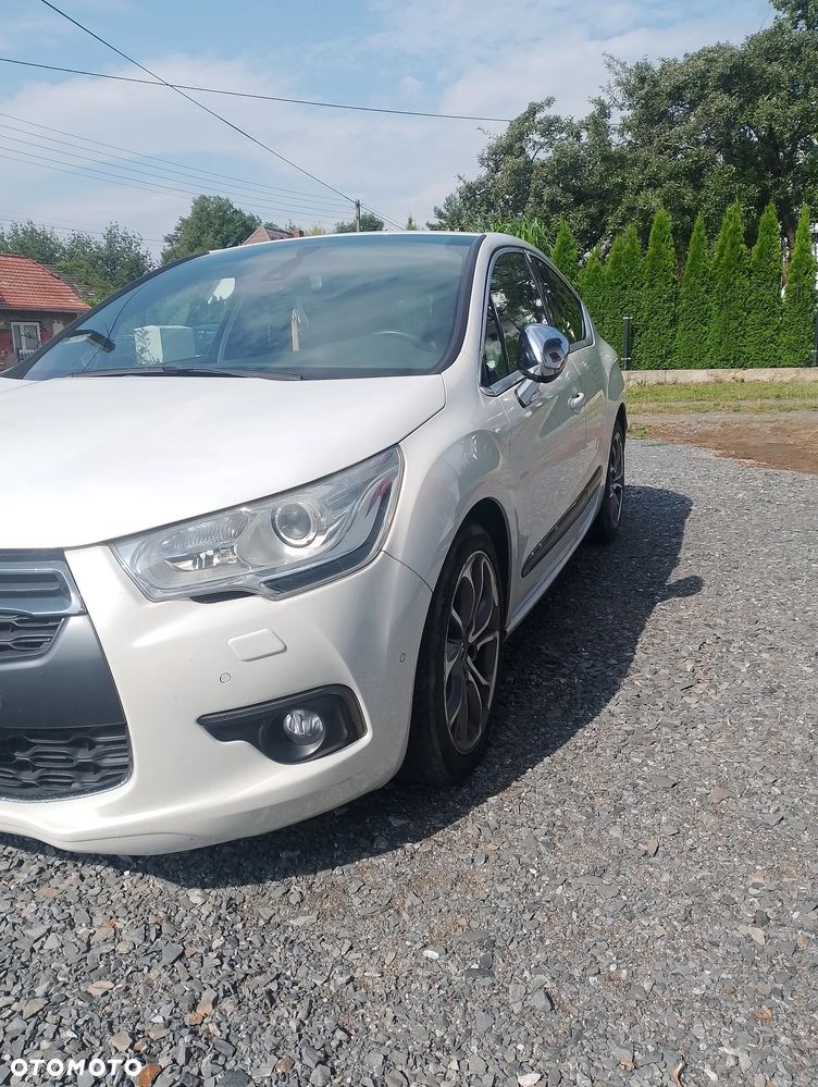 Citroën DS4 THP 200 SportChic - 4