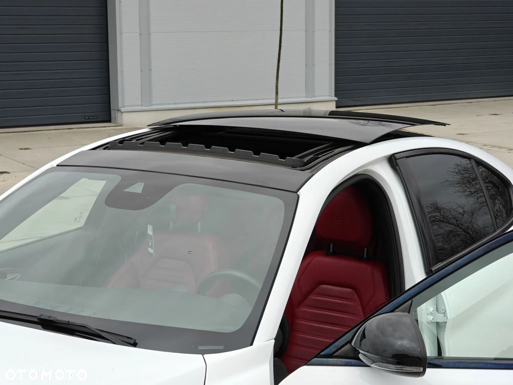 Alfa Romeo Giulia 2.0 Turbo 16V AT8 Veloce Ti - 18