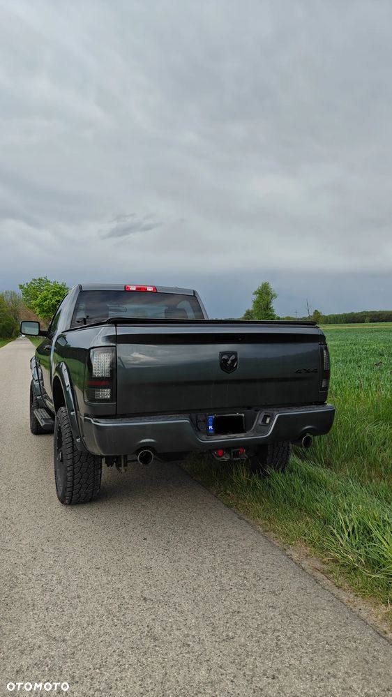 Dodge RAM 5.7 4x4 - 5