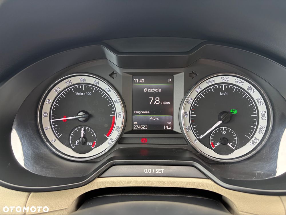 Skoda Octavia 2.0 TDI SCR 4x4 Style DSG - 18