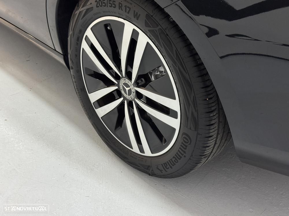 Mercedes-Benz CLA 180 d Progressive - 23