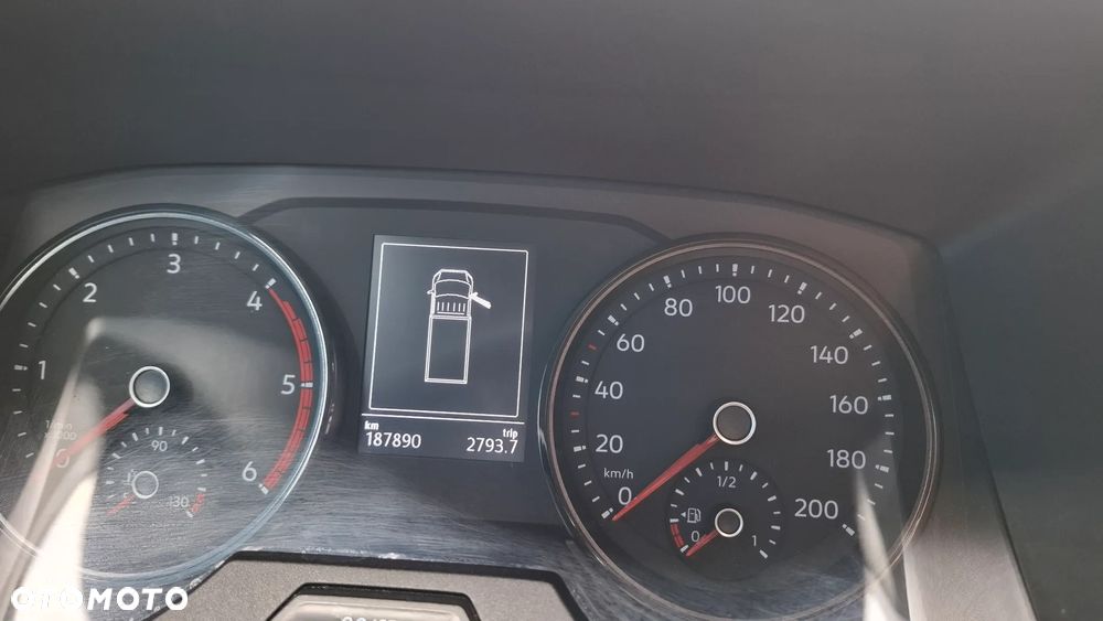 Volkswagen Crafter - 9