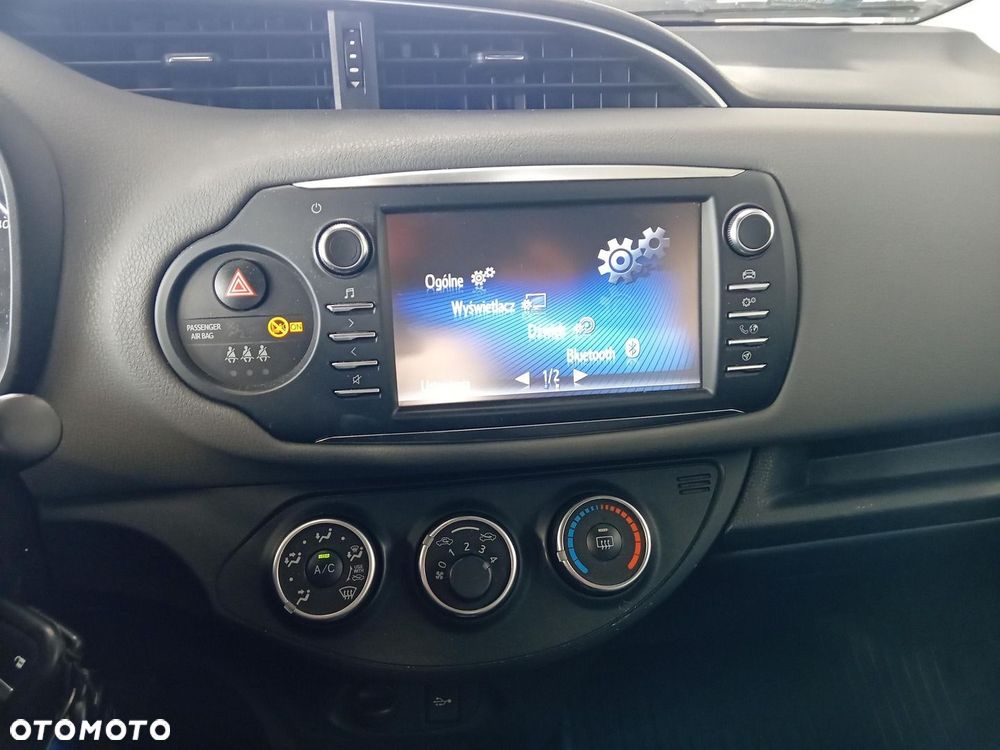 Toyota Yaris - 21