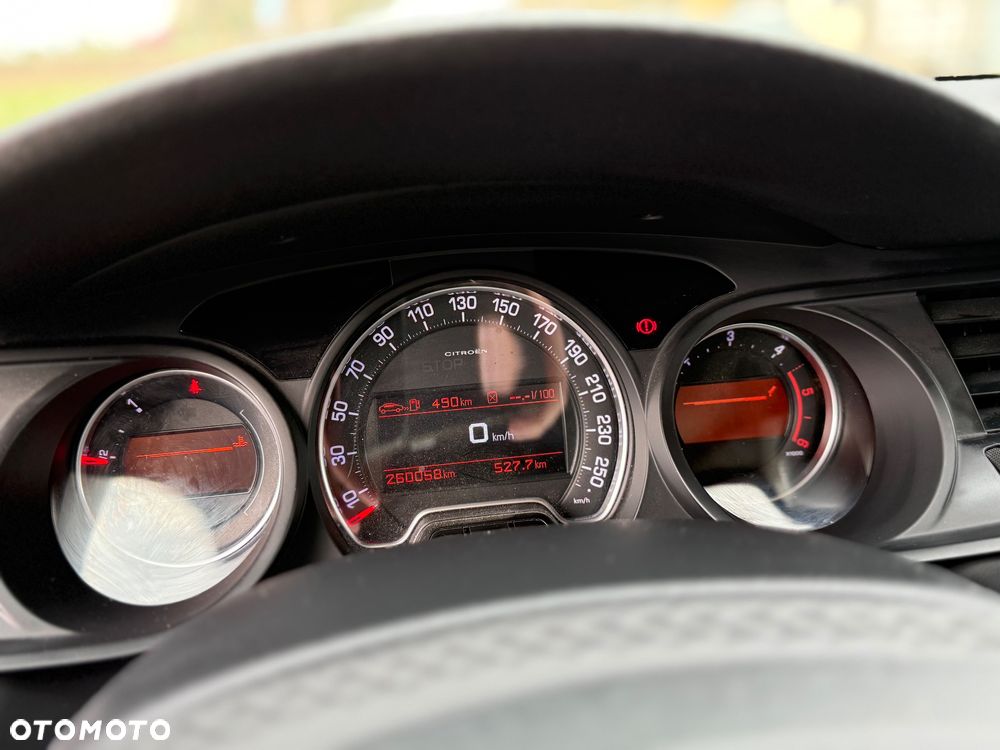 Citroën C5 HDi 135 Exclusive - 18