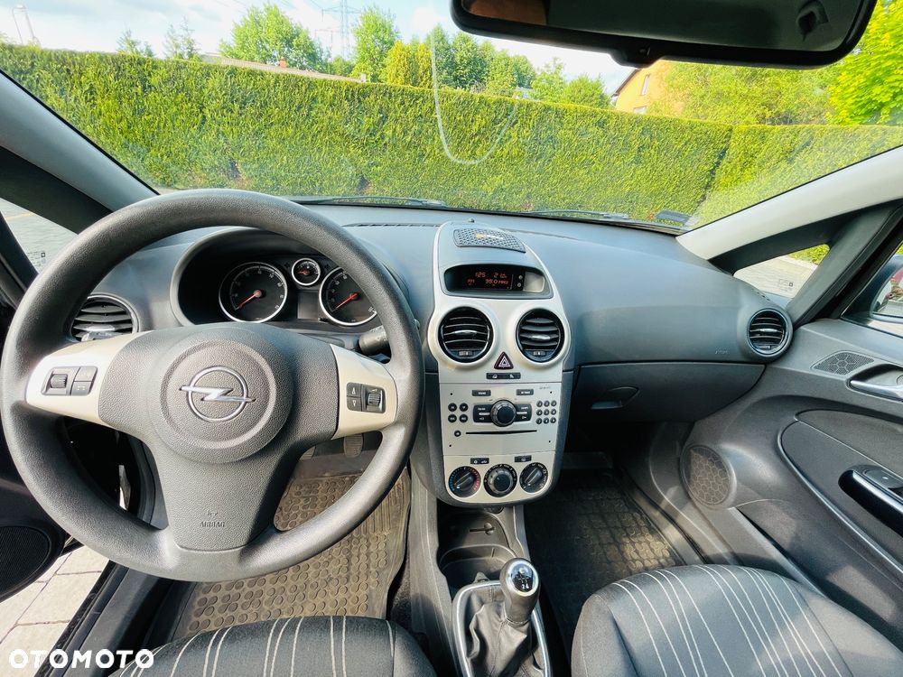 Opel Corsa 1.2 16V Enjoy - 12