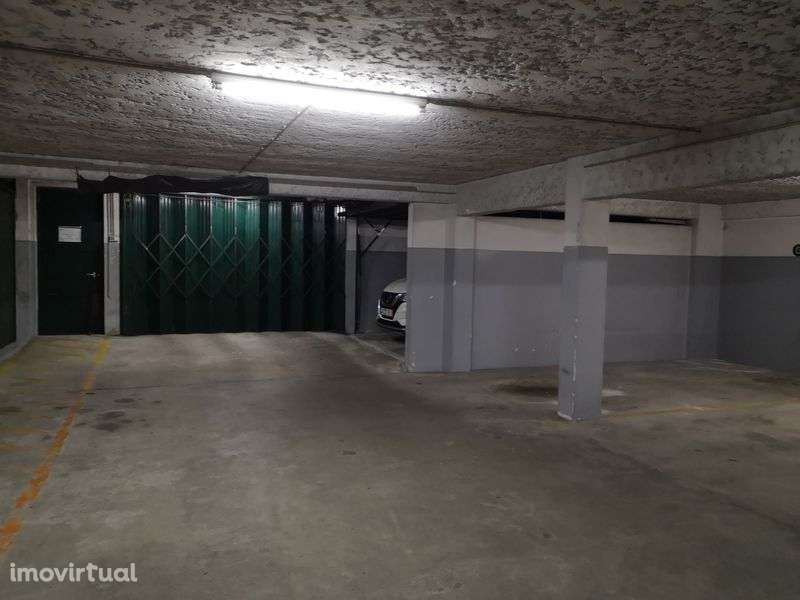 lugar de garagem no Amial ao Luso Francês - Grande imagem: 4/5
