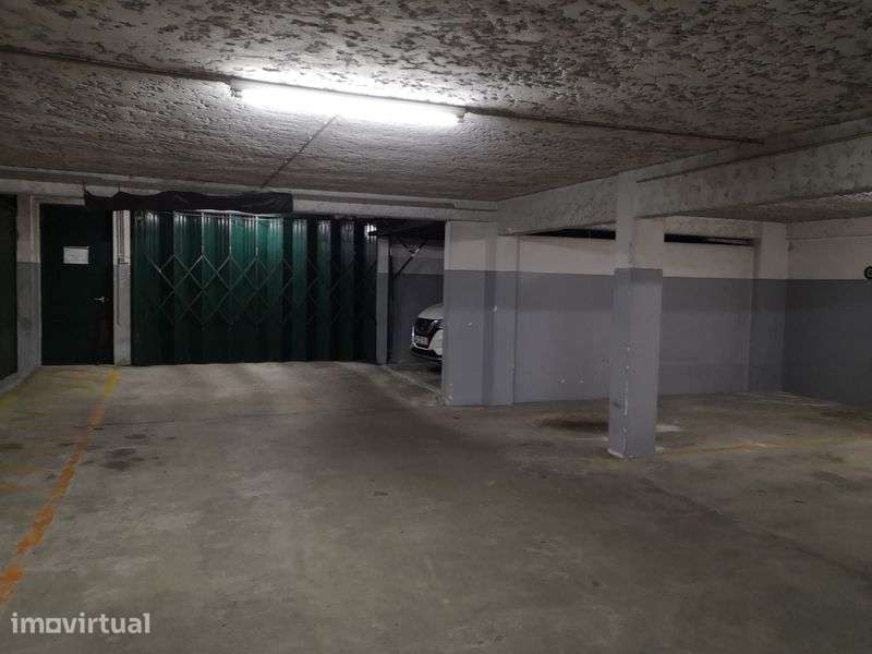 lugar de garagem no Amial ao Luso Francês - Grande imagem: 4/5