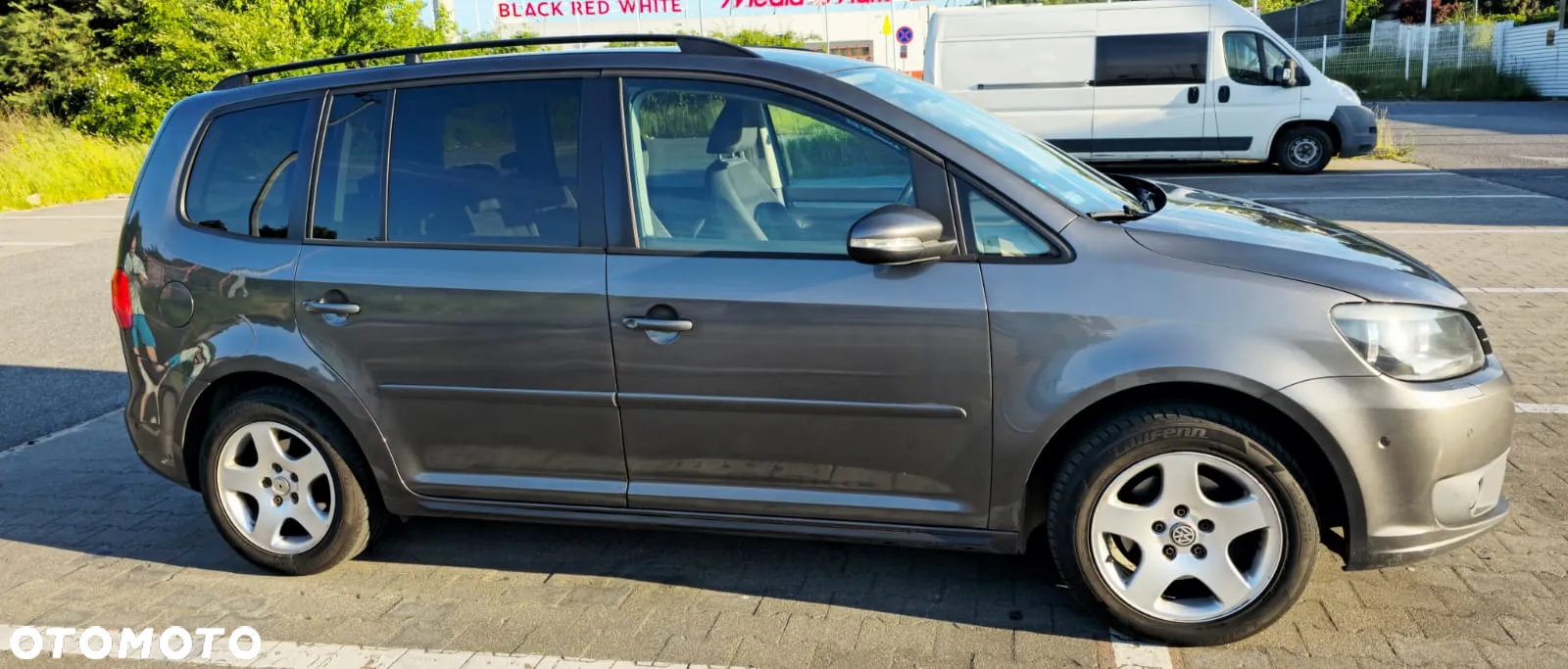 Volkswagen Touran 1.6 TDI DPF BlueMot Comfortline - 15