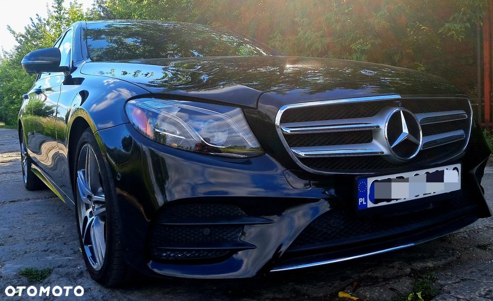 Mercedes-Benz Klasa E 300 9G-TRONIC AMG Line - 8