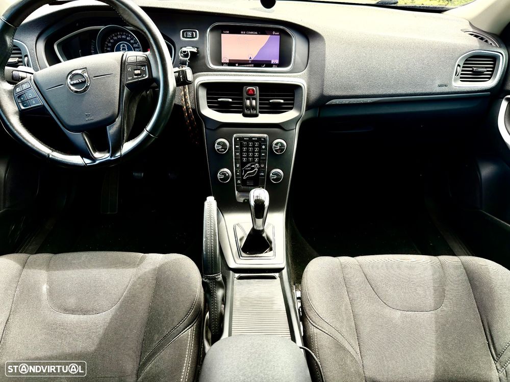 Volvo V40 2.0 D2 Momentum - 6