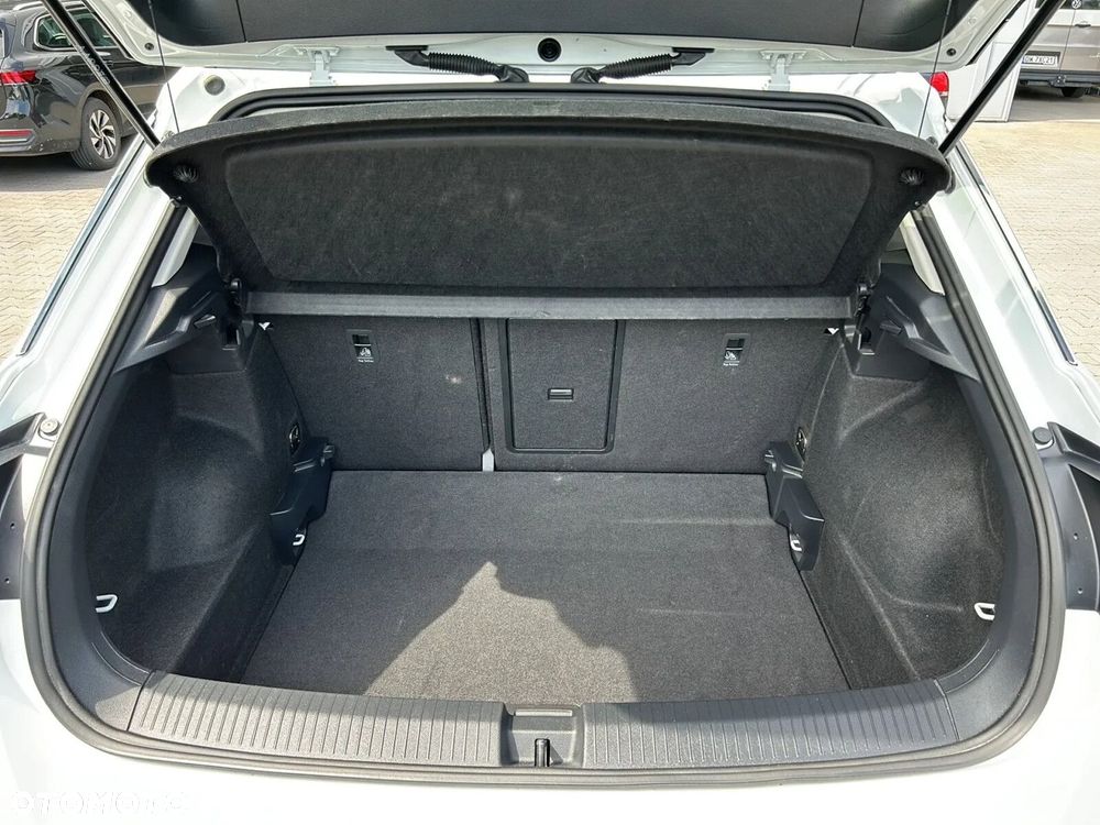 Volkswagen T-Roc 1.5 TSI Life Plus DSG - 11