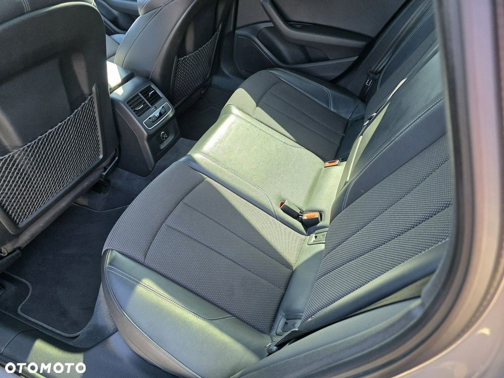 Audi A4 Avant 30 TDI S tronic S line - 21