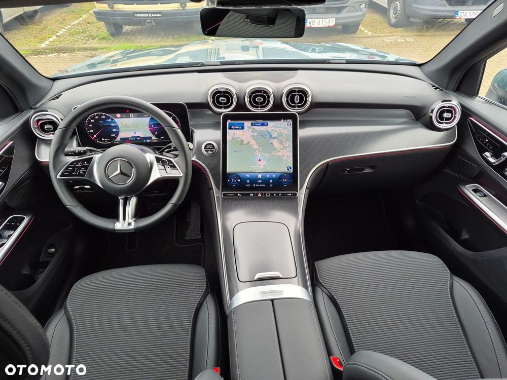 Mercedes-Benz GLC - 25