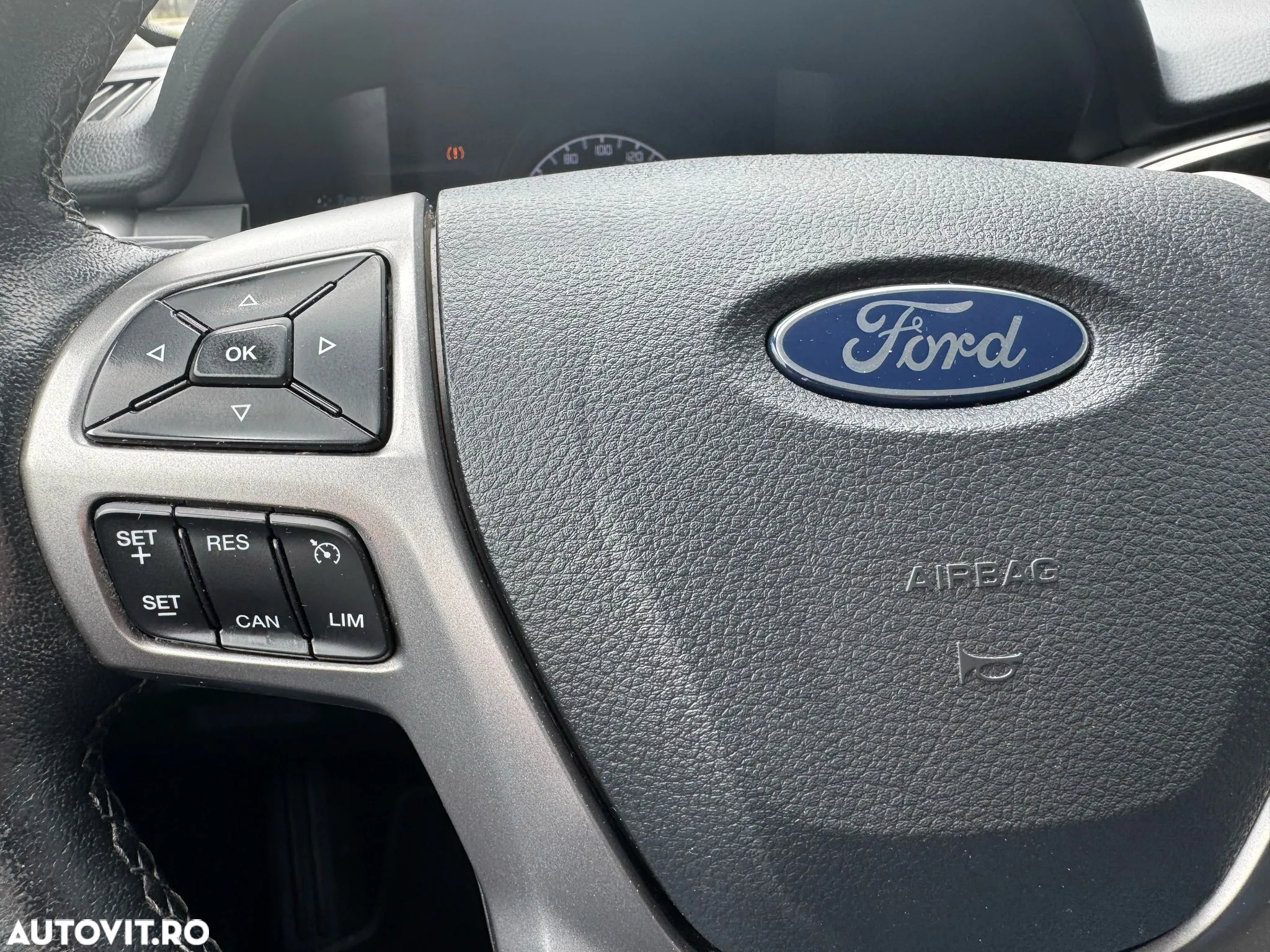 Ford Ranger Pick-Up 3.2 Duratorq 200 CP 4x4 Cabina Dubla Limited Aut. - 23