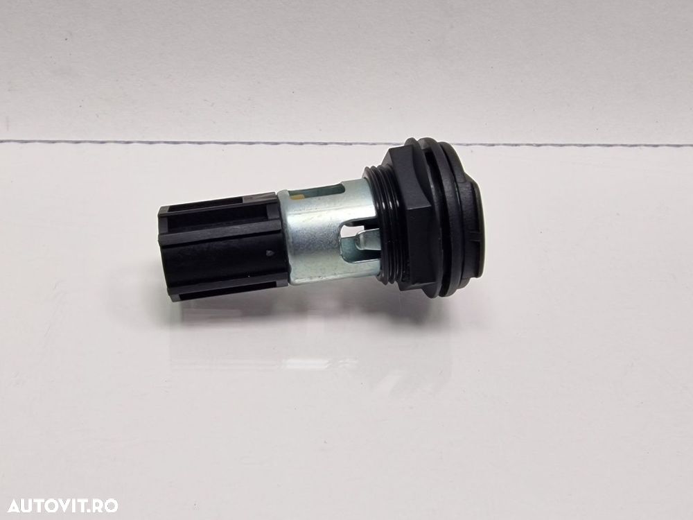 Priza electronica spate VOLKSWAGEN CADDY IV Estate SAB, SAJ 2015 - >2.0 TDI CUUD, DFSD 1K0919309 - 2