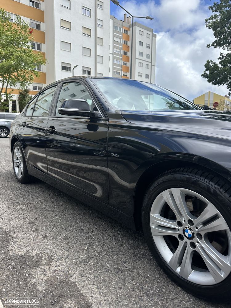 BMW 320 d Line Sport - 3