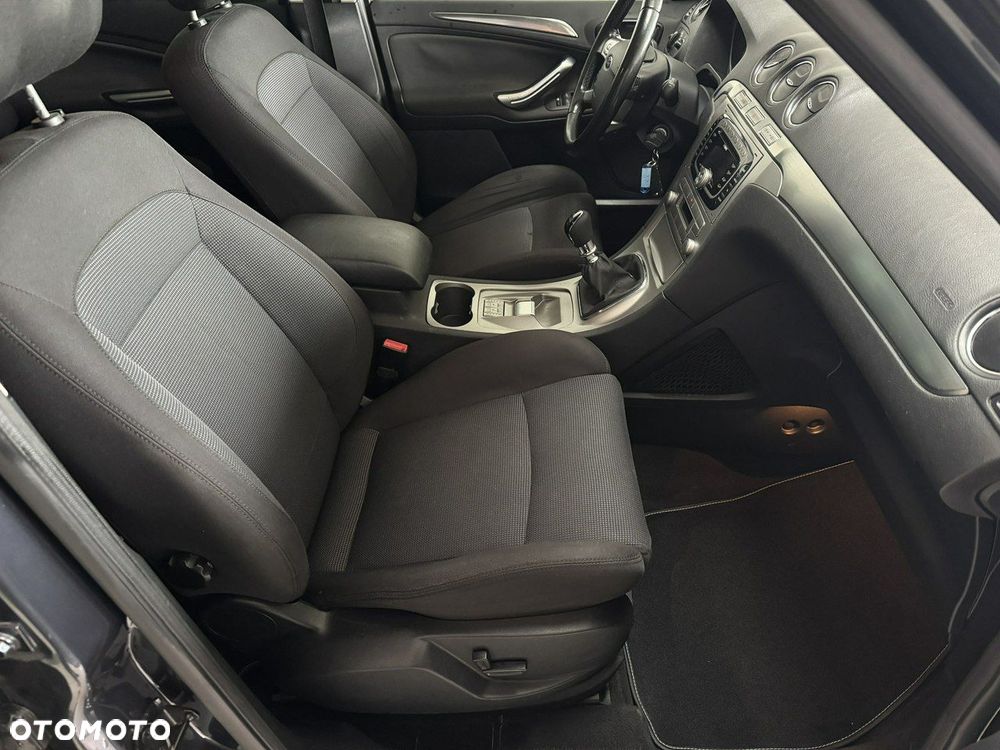 Ford S-Max 2.0 TDCi DPF Titanium - 19