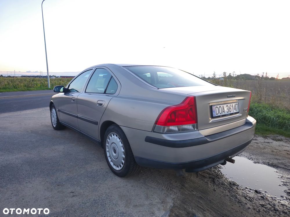 Volvo S60 - 3
