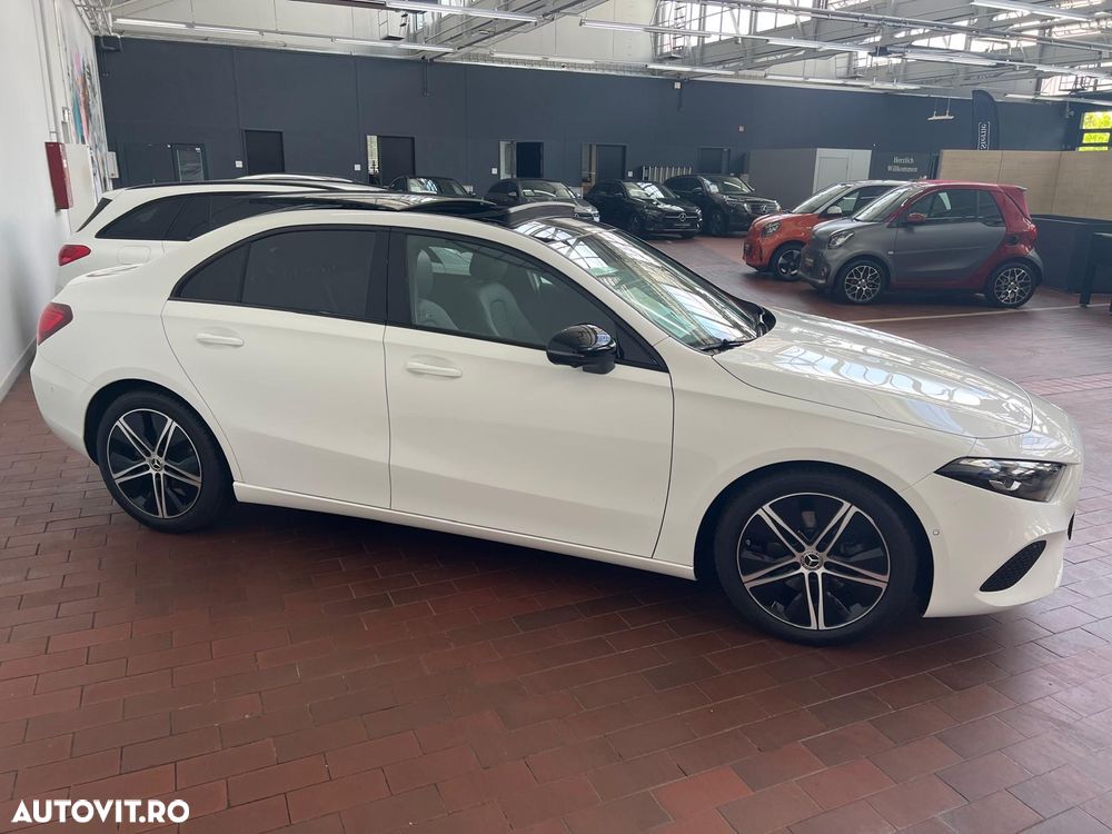 Mercedes-Benz A 200 d 8G-DCT AMG Line - 2