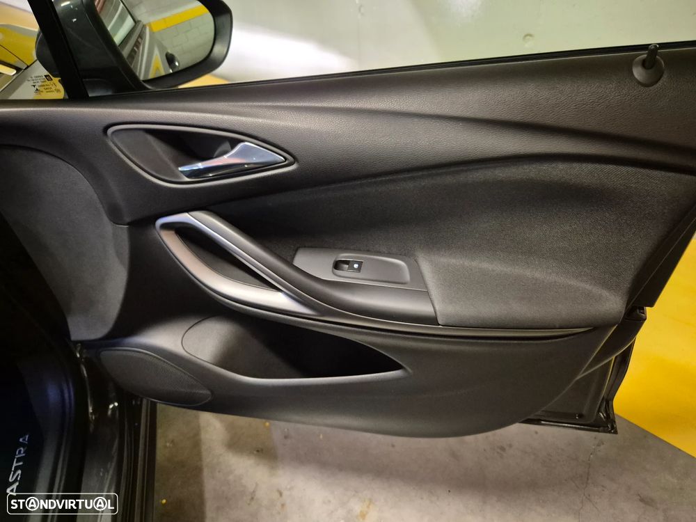Opel Astra 1.0 Dynamic Sport S/S - 44