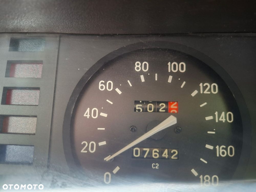 Lada 2107 1500 (2107) - 2