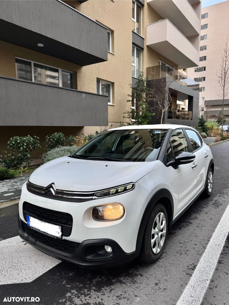 Citroën C3 1.2 PureTech BVM Shine - 1