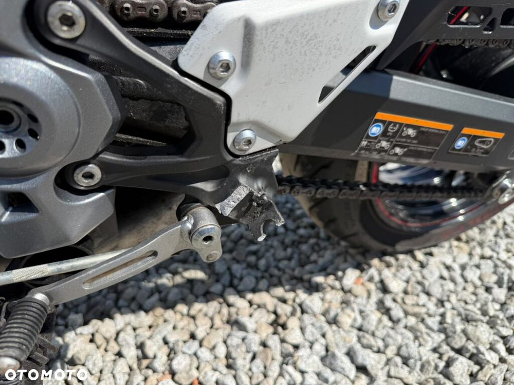 Kawasaki Z 900 - 16