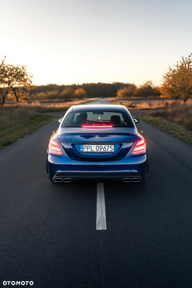 Mercedes-Benz Klasa C AMG 63 AMG Speedshift 7G-MCT - 9