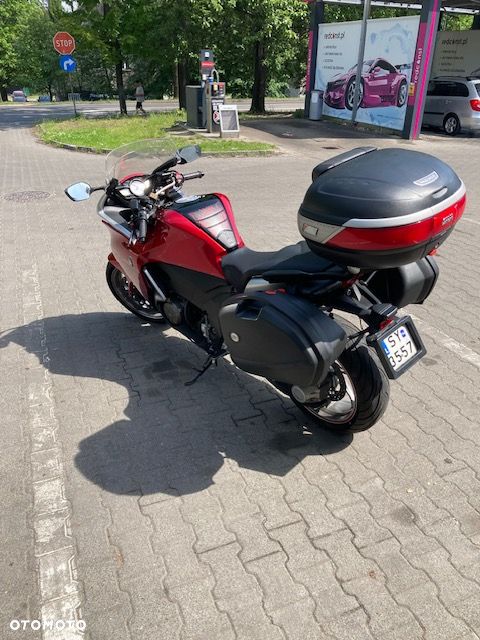 Honda VFR - 5