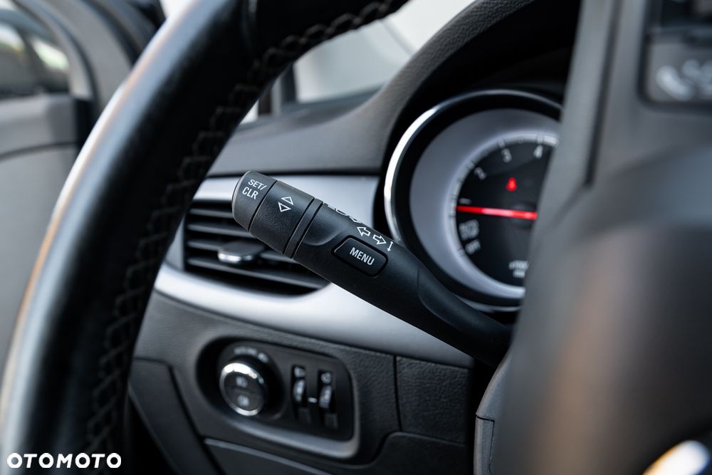 Opel Astra 1.4 Turbo Dynamic - 31