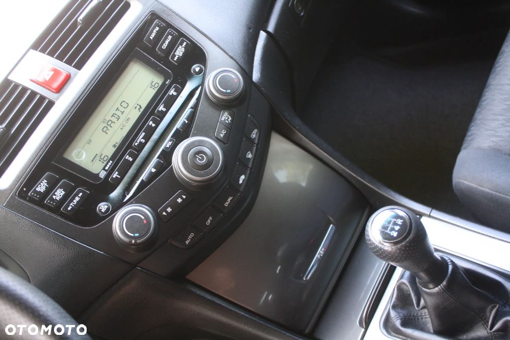 Honda Accord 2.0 i Sport - 24