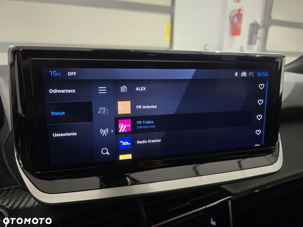 Peugeot 2008 PureTech mHEV Allure e-DCS6 - 20