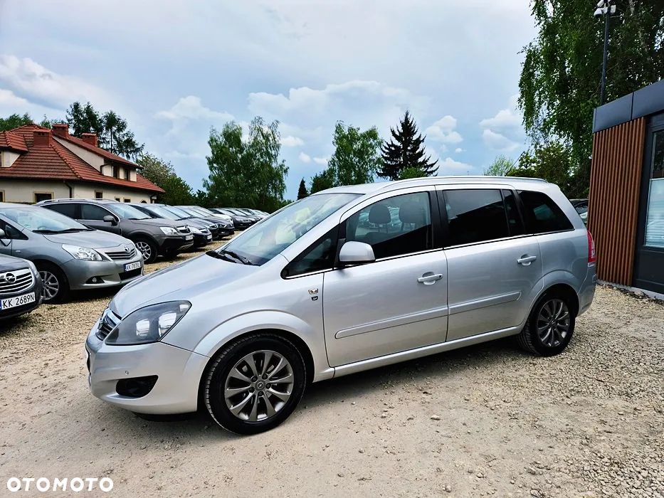Opel Zafira 1.8 Family Plus - 23