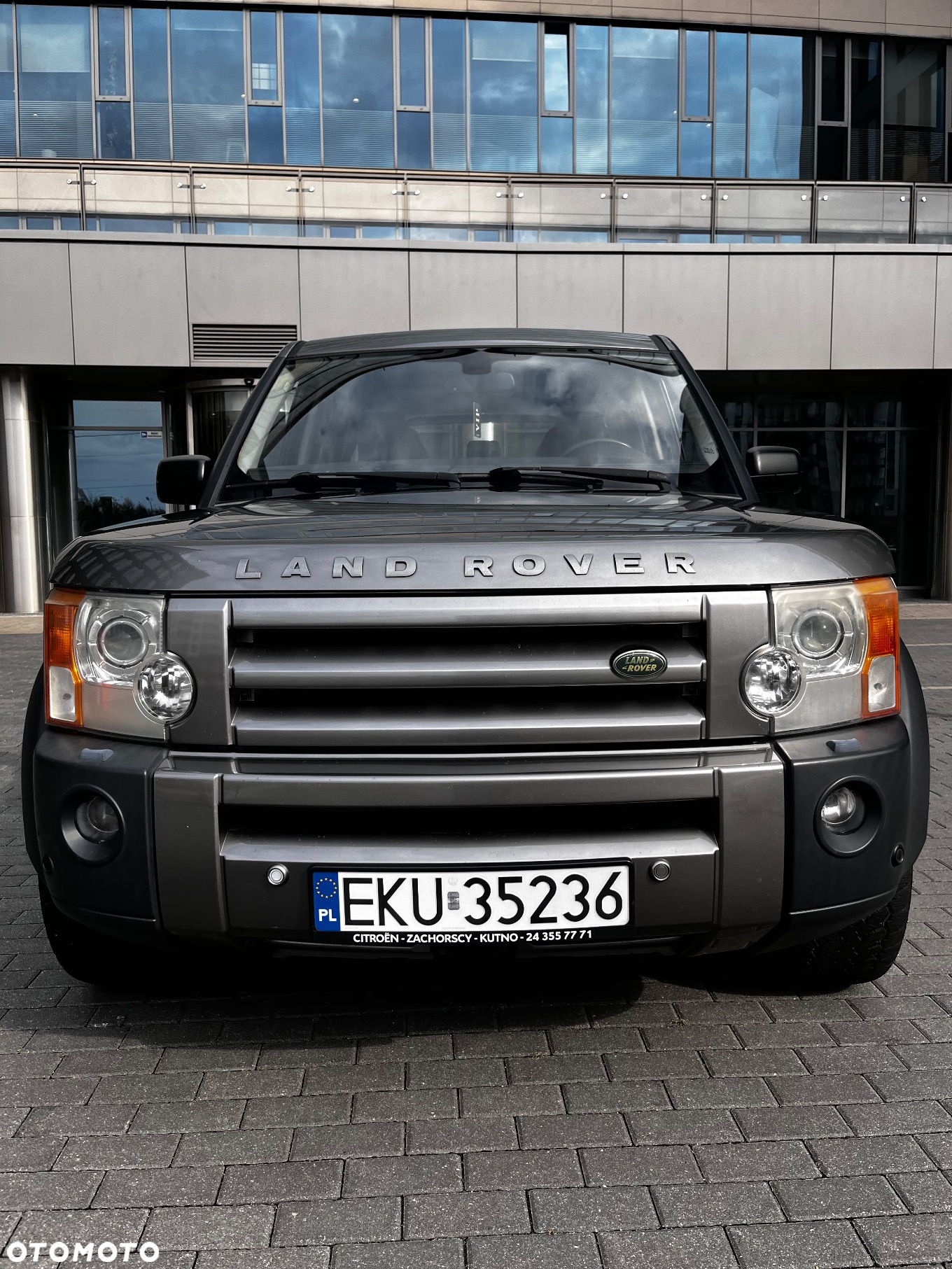 Land Rover Discovery IV 2.7D V6 SE - 2