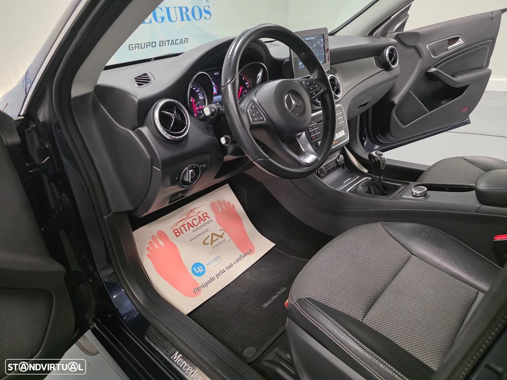 Mercedes-Benz CLA 180 d Shooting Brake Urban - 43