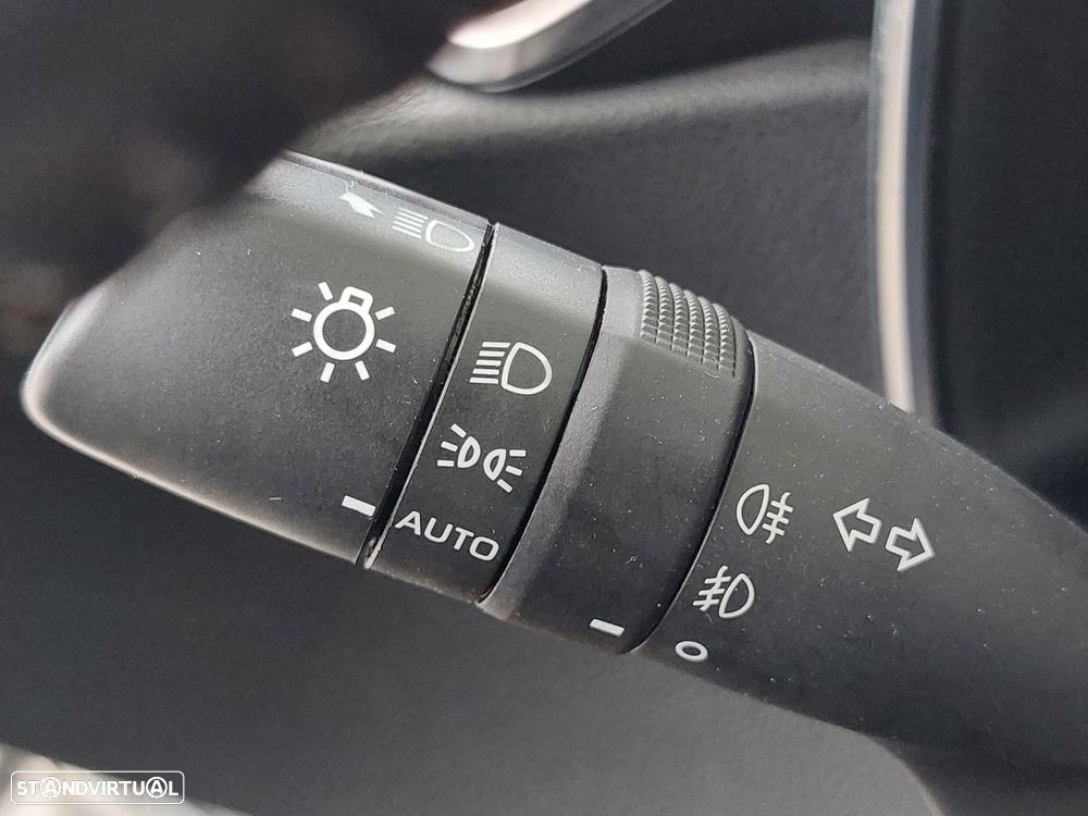 Toyota Corolla Touring Sports 1.8 Hybrid Comfort - 21